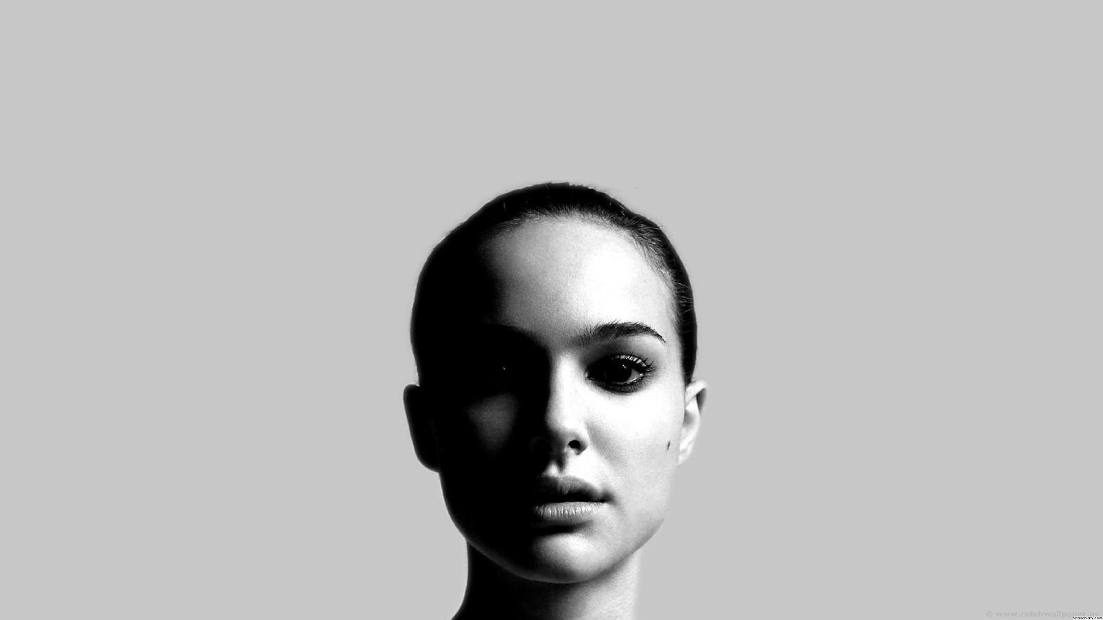 7096-natalie-portman-black-and-white